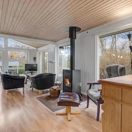 Schönes Haus In Mit Wlan Ferienhaus *
